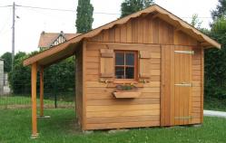 Abri de jardin construit en bois