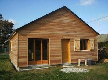 Fin de la construction de cette petite maison en ossature bois