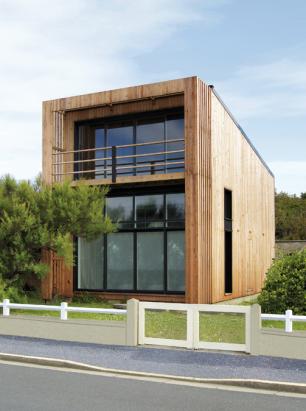 Maison ossature bois toit plat moderne